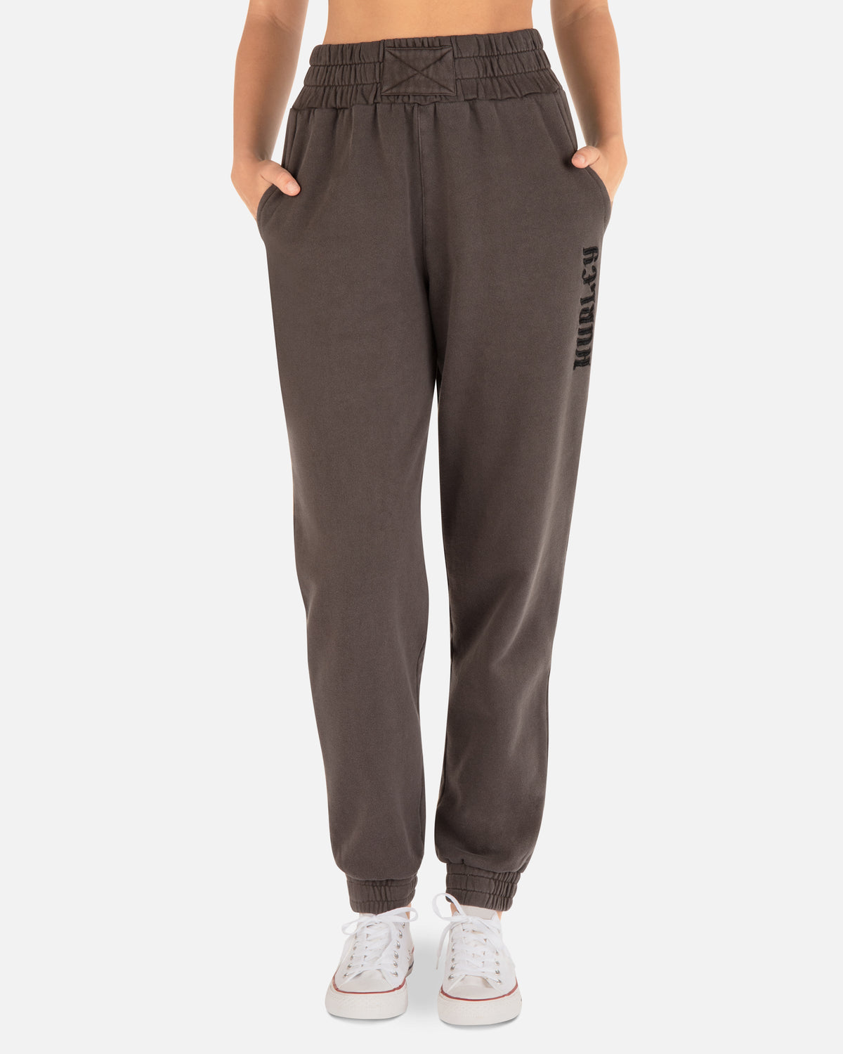 Best Joggers for Women: 14 Pairs for Every Body Type and Style | TIME  Stamped